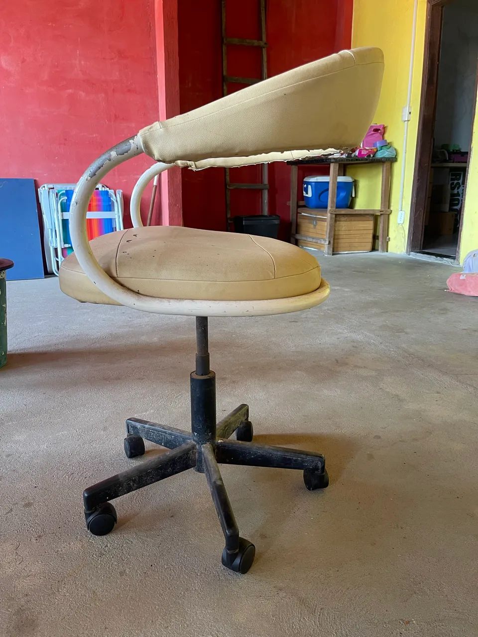 Cadeira giratória para salão  - Foto 3