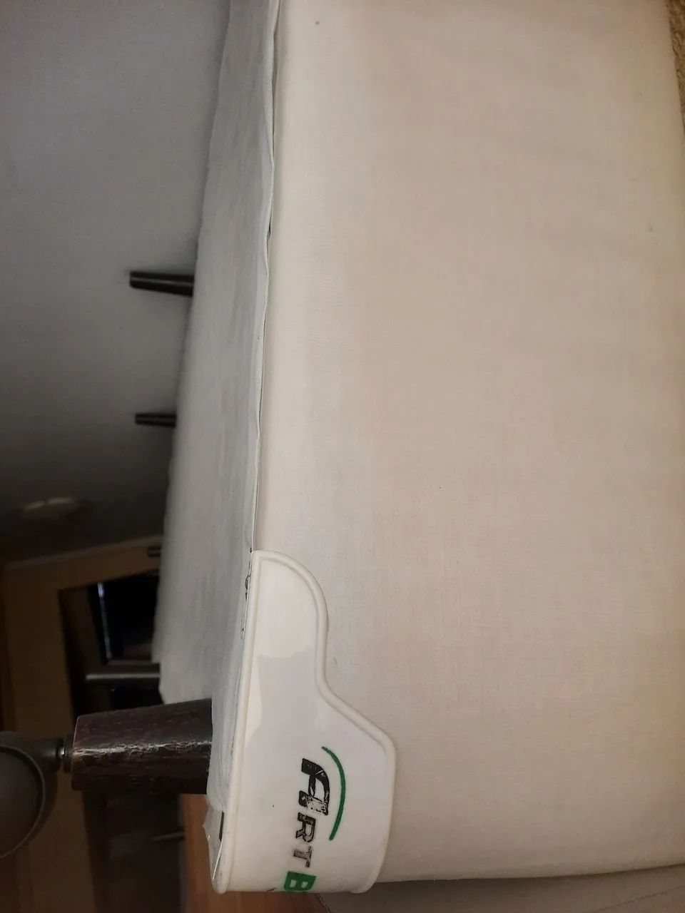 Cama box tamanho queen ( base, sem colchão) - Foto 2