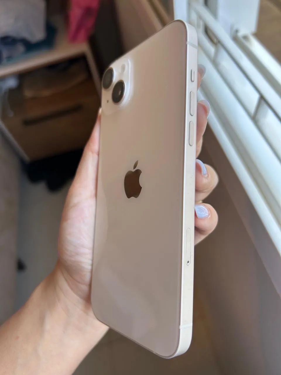DOIS iPhones 14 plus (branco e preto) - Foto 5