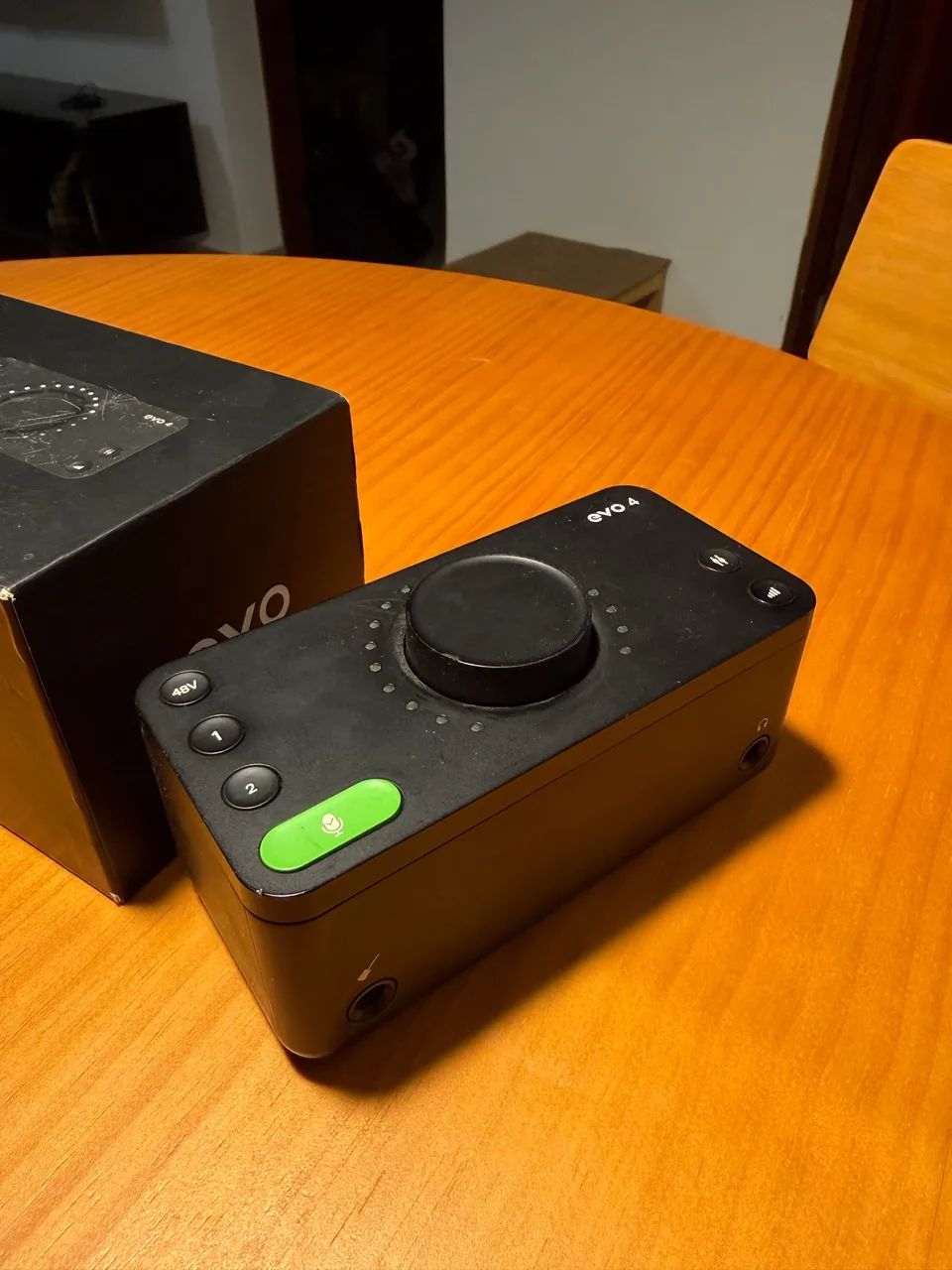 Interface de áudio AUDIENT EVO 4 - Foto 4