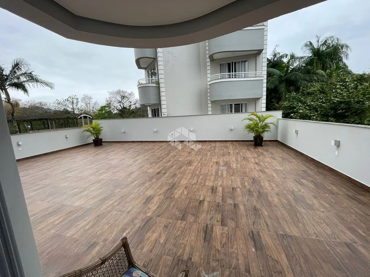 Apartamento com 03 quartos/dormitórios em Santo Amaro da Imperatriz- SC