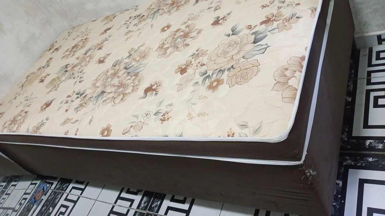 Vendo Cama box Solteirão - Foto 2