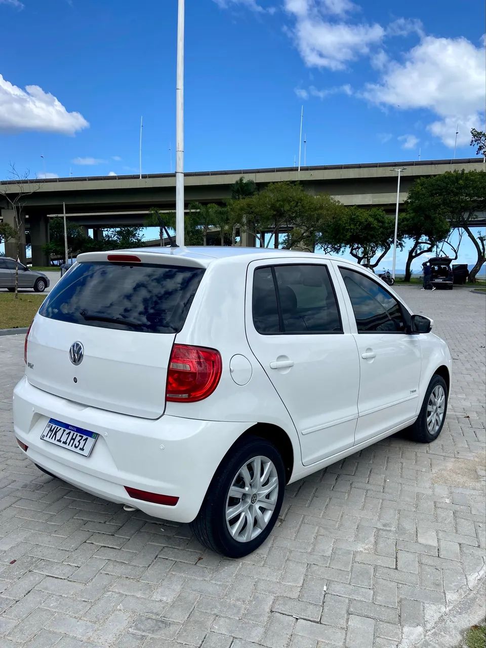 Volkswagen Fox 1.0 MI Total Flex 8V 5P 2012 - Foto 3