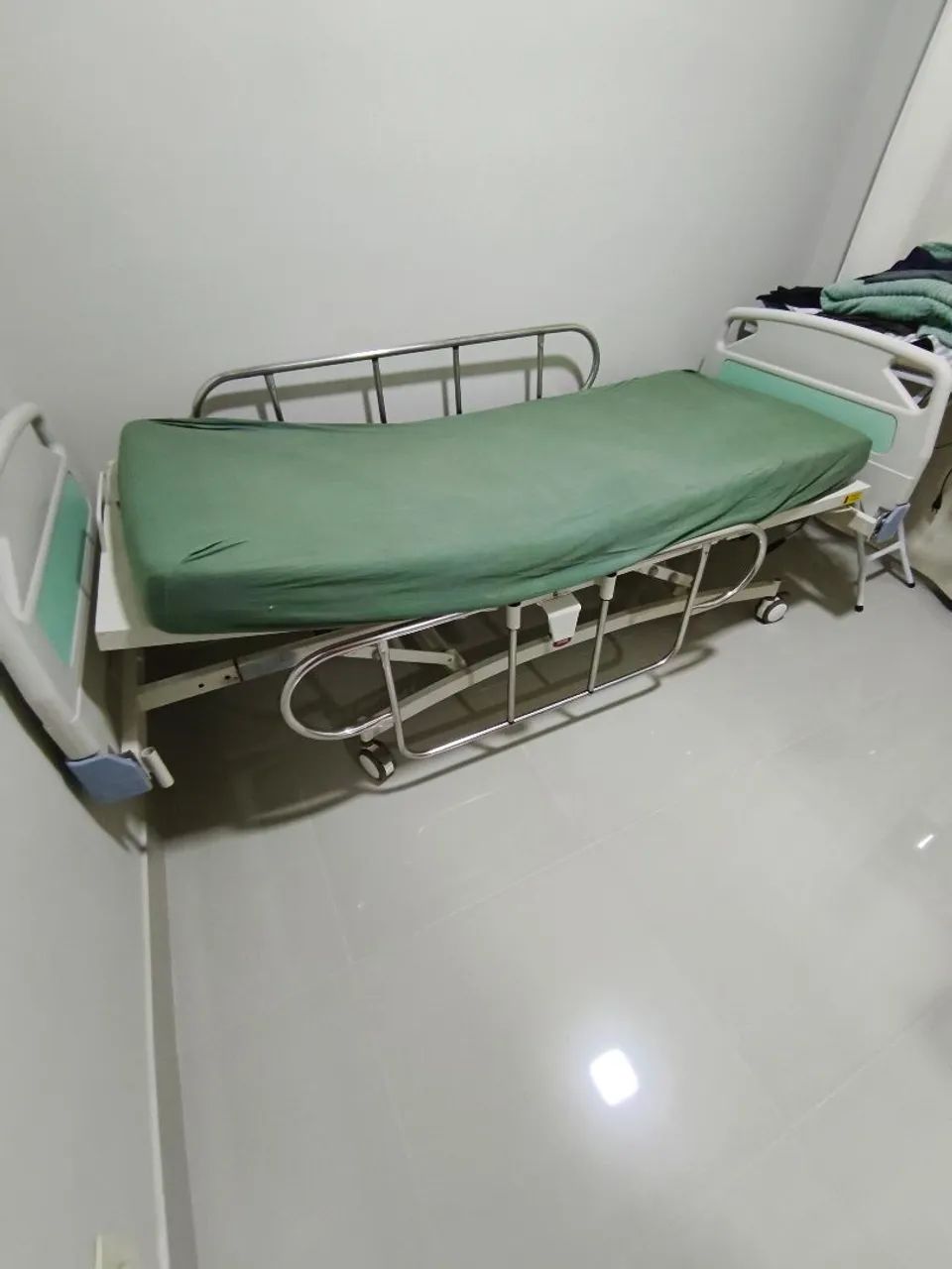 cama hospitalar usada  - Foto 3