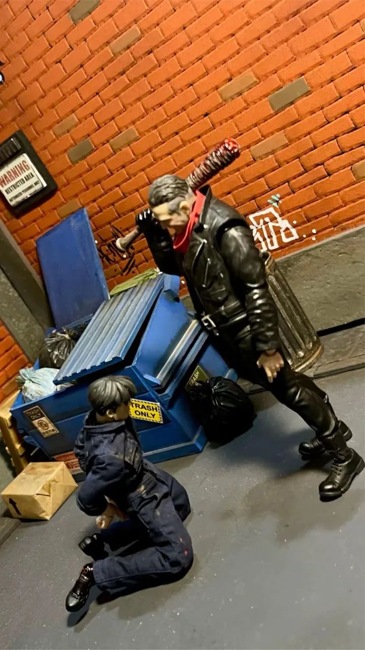 Custom figure  NEGAN The walking dead - mafex  - Foto 3
