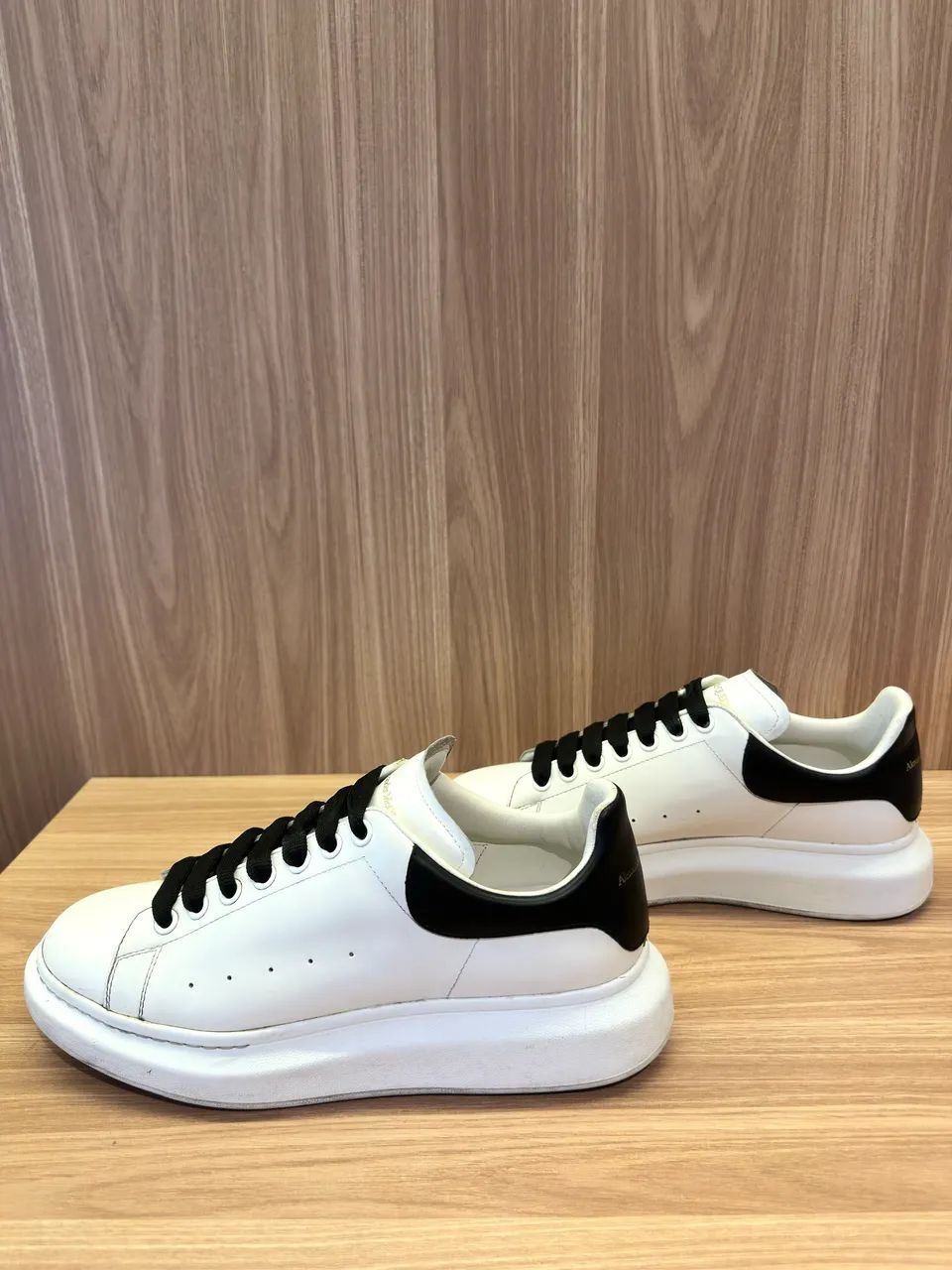 Tênis Alexander McQueen Oversized | Original | Tamanho 42 - Foto 2