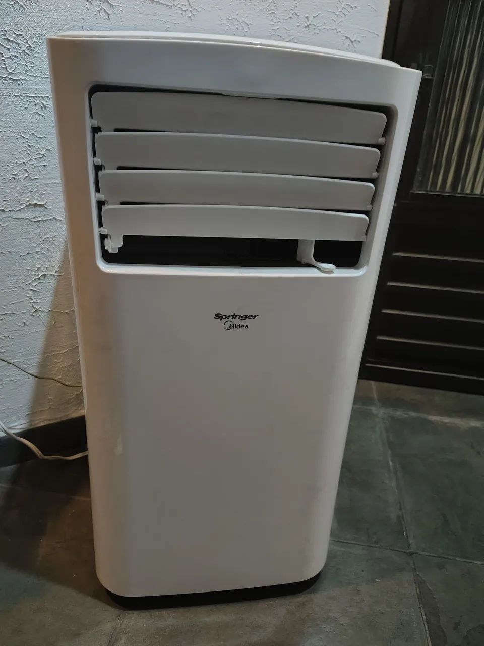 Ar Condicionado Portátil Midea 12000 btus - 110v - Foto 3