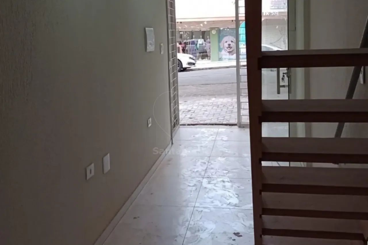 Sala comercial para alugar com mezanino no Centro de Londrina - Foto 3