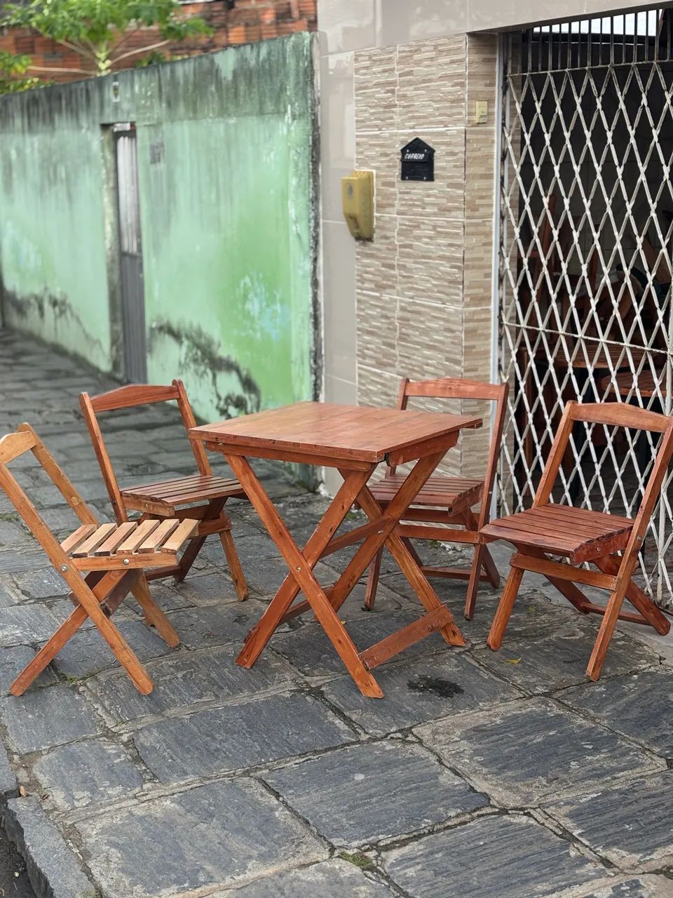 Conjunto de Mesa e Cadeiras Dobráveis  - Foto 2
