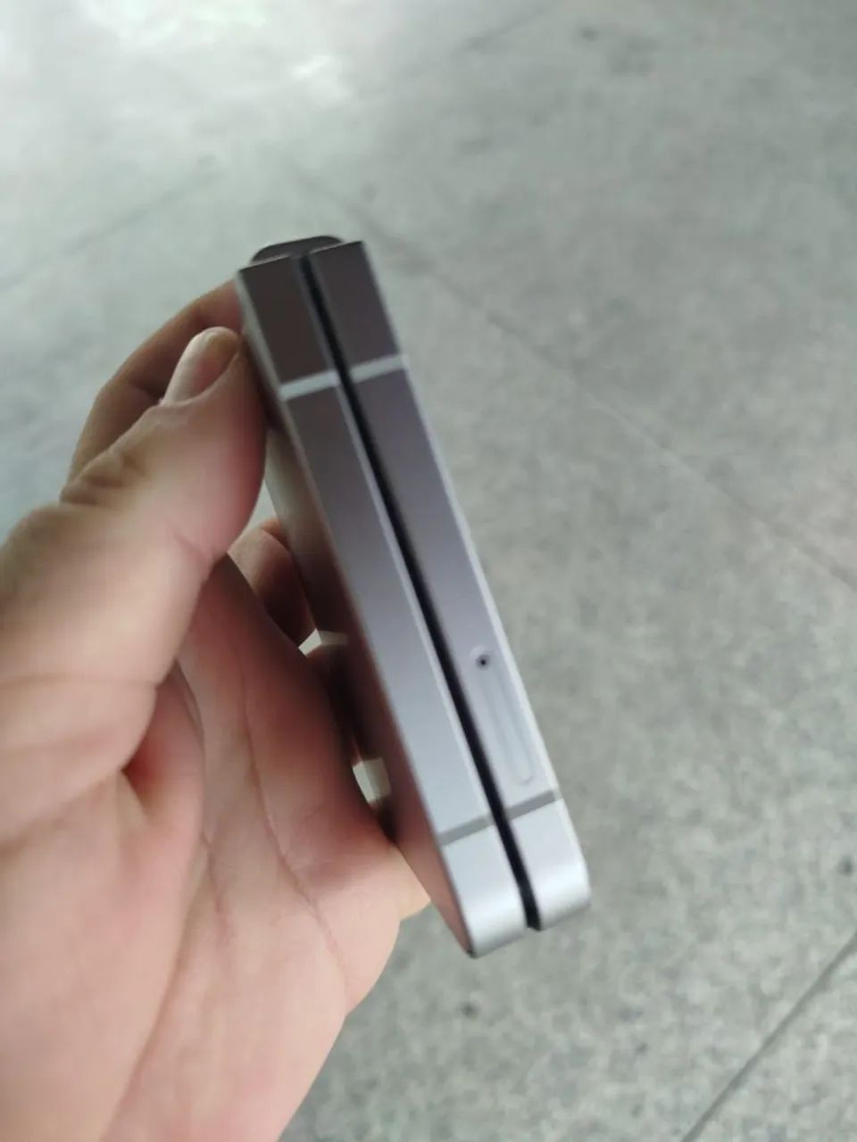Z Flip 6 Em estado de zero 256GB/12GB V/T - Foto 4