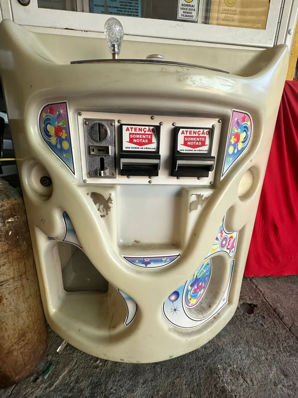 Máquina de urso de pelúcia 