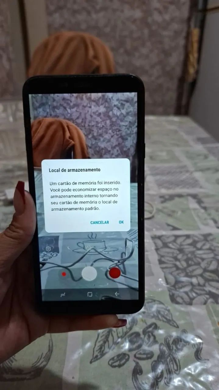 Smartphone Samsung J4 em ótimo estado  - Foto 4