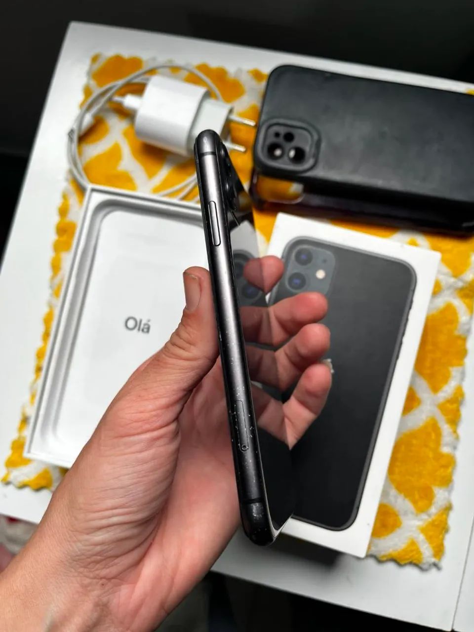 iPhone 11 Black 64GB c/ Caixa e Carregador Originais - Foto 4