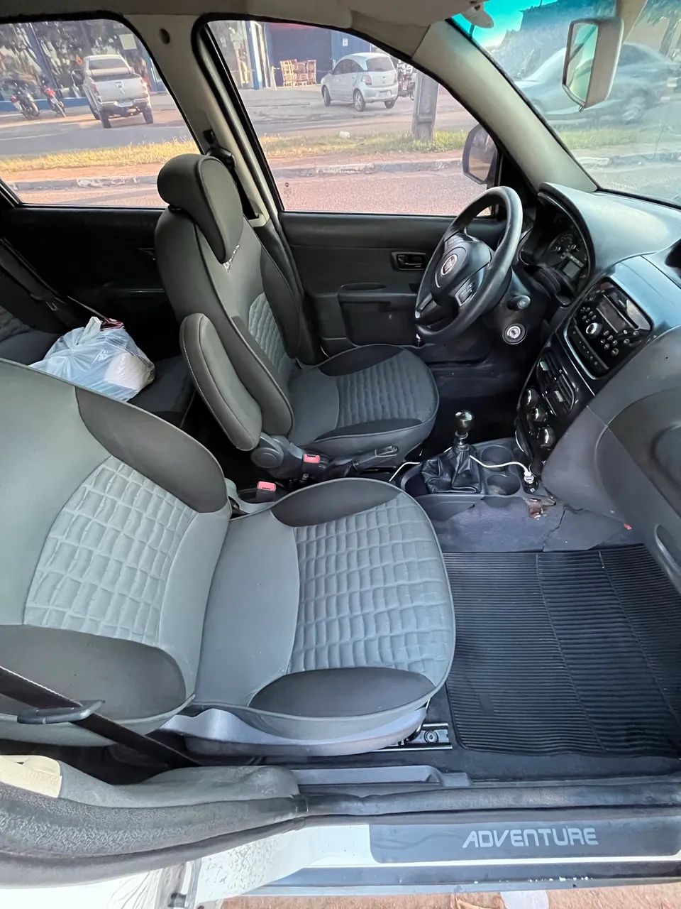 Fiat Palio Weekend Adventure Locker 1.8 Flex 2017 - Foto 5