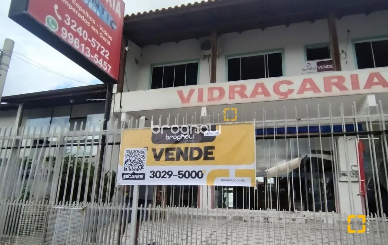 Casa 03 dormitórios residencial/ Comercial no bairro Monte Cristo
