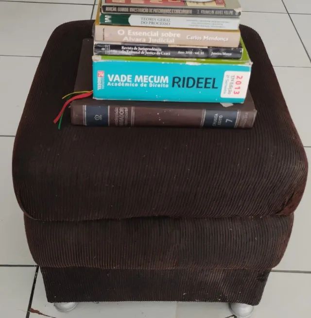 Puff de Luxo e Super Reforçado, e com Tecido em algodão 
