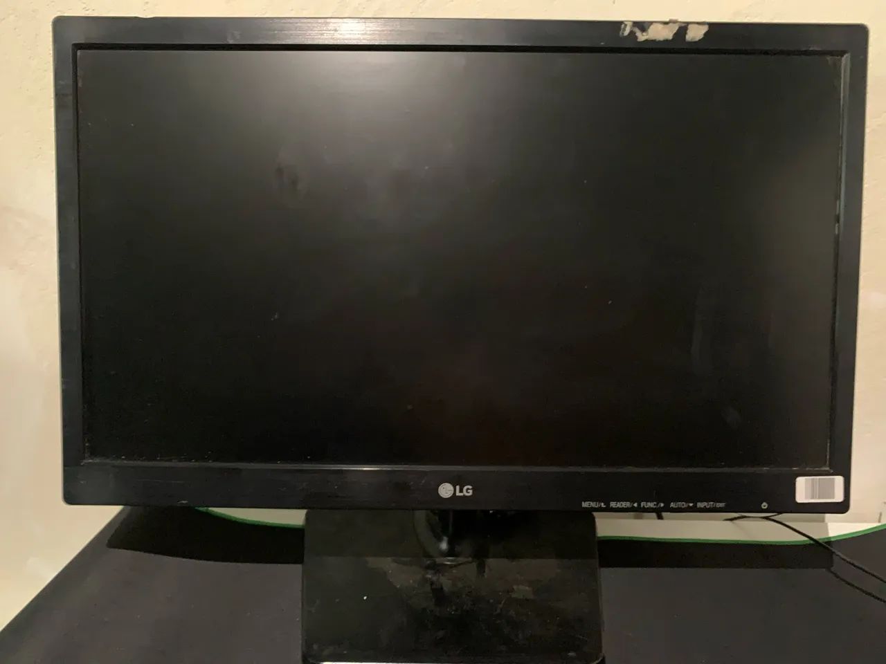 Vendo Monitor LG 19,5 Polegadas 