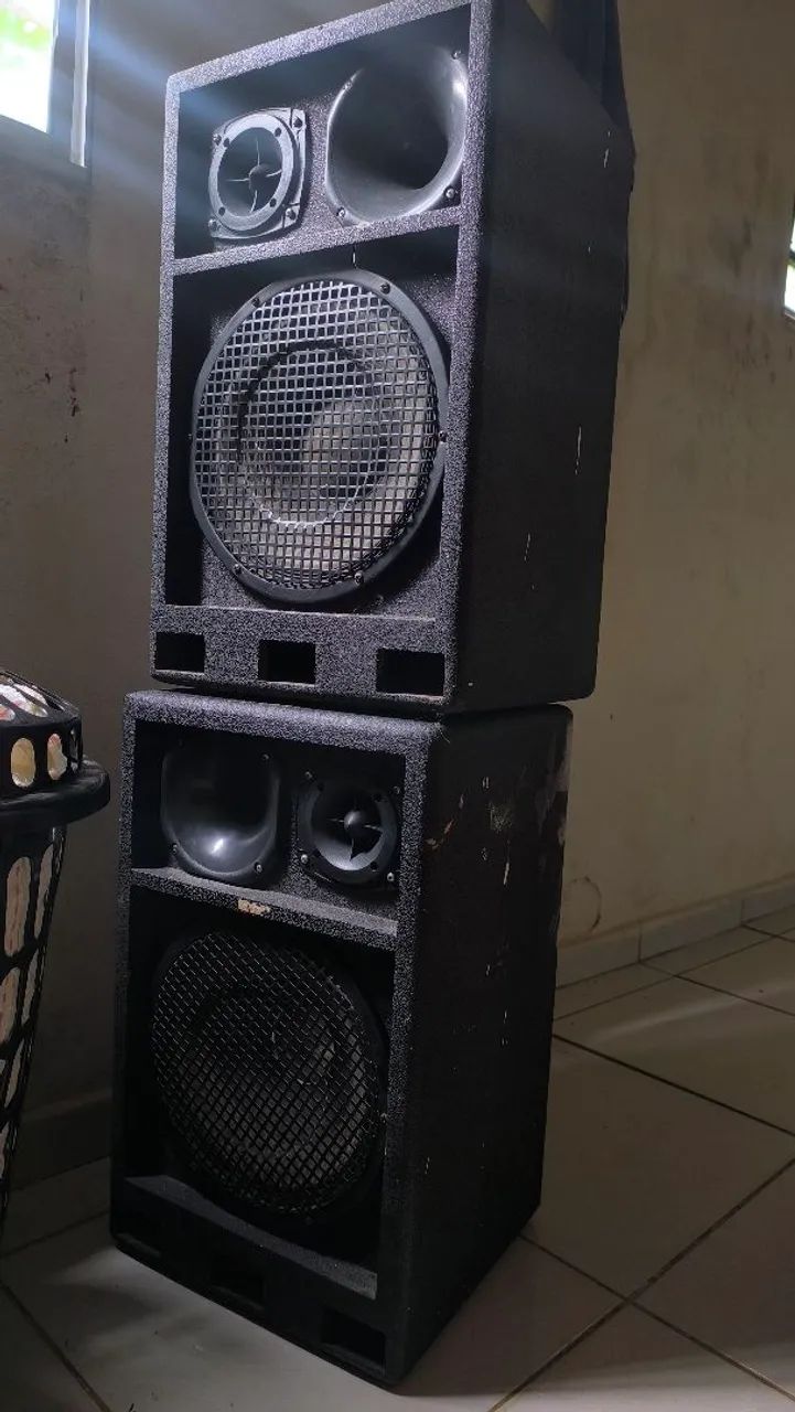 Vendo PA de caixas ativa 