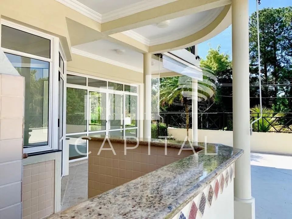Venda de Casa Mobiliada de Esquina, Com Área Não Edificante Anexa Em Alphaville, Santana d - Foto 4