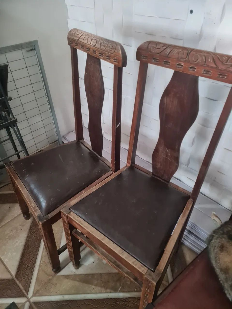 Cadeiras antigas  - Foto 3