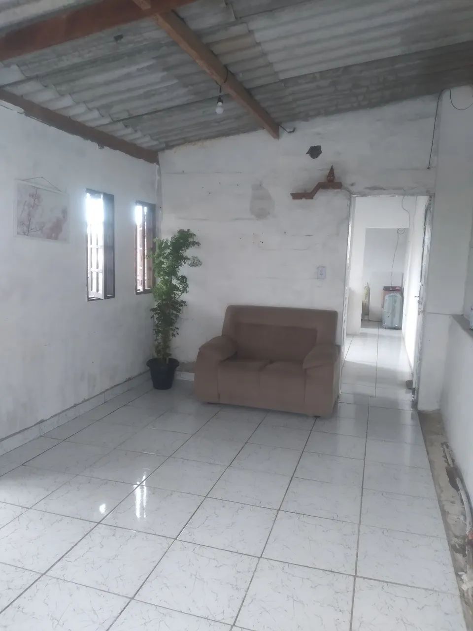 Alugo casa sobreposta ,   sem garagem - Foto 2
