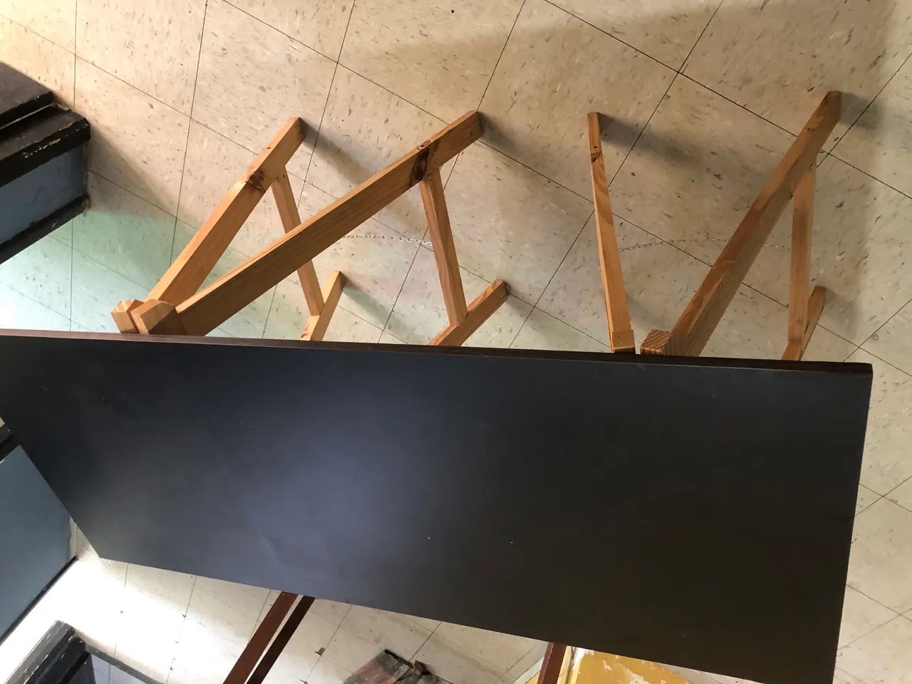Mesa de escritório móvel 