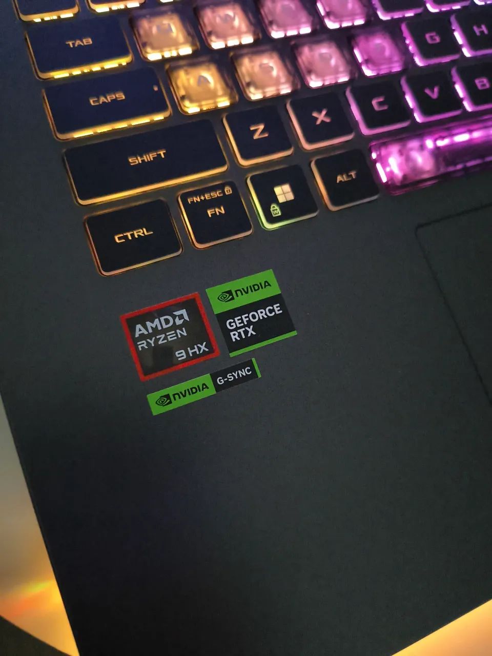 Asus ROG Strix G16 Notebook gamer rtx 5070 ti - Foto 3