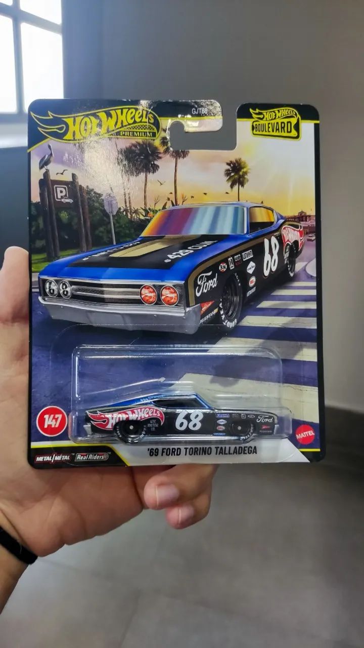 Hot Wheels Boulevard - '69 Ford Torino Talladega