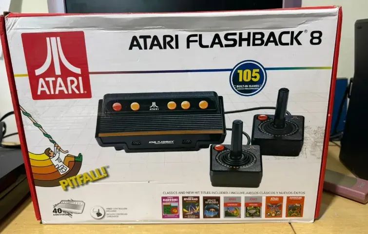 Console Atari Flashback 8 + 105 Jogos Clássicos +2 Controles na Caixa Completo  - Foto 4