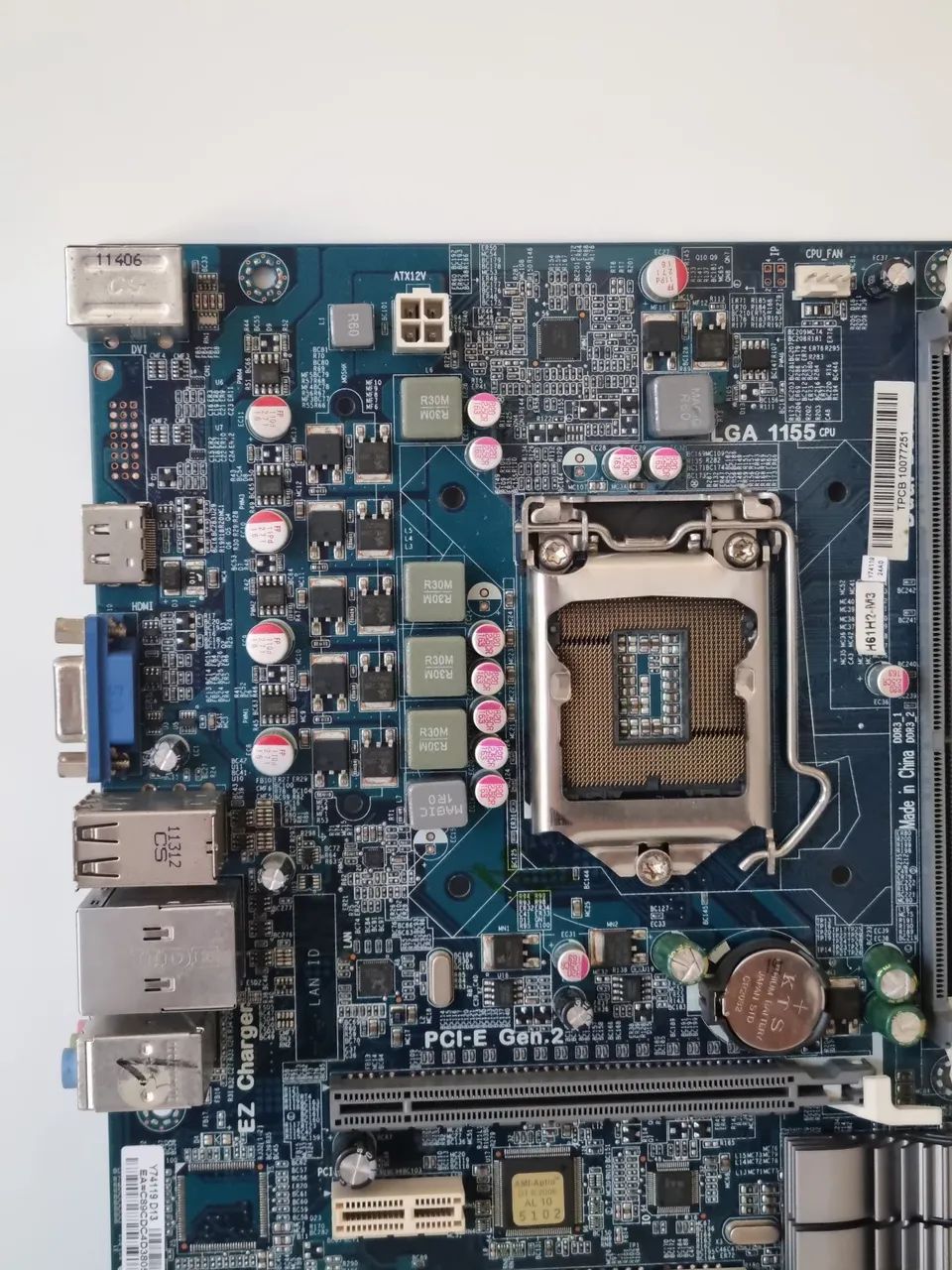 Placa Mãe ECS Socket 1155 com HDMI Espelho Ótimo Estado  - Foto 4