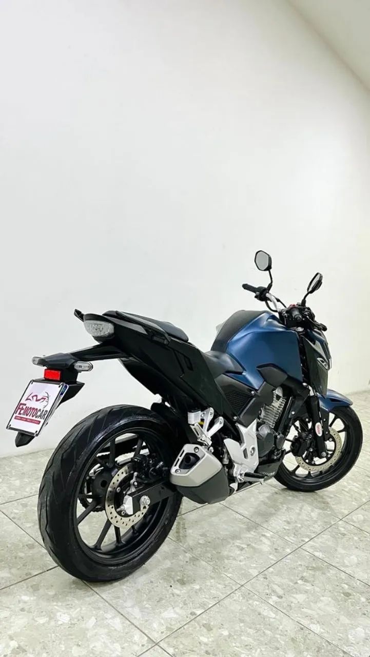 HONDA CB300F - Foto 2