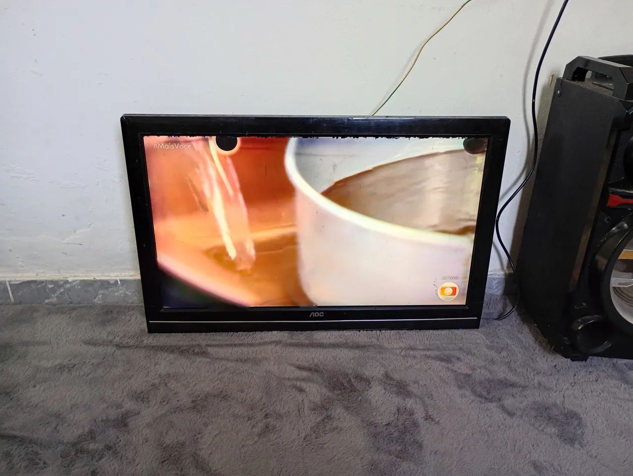 Vendo tv 32 AOC digital funcionando perfeitamente 