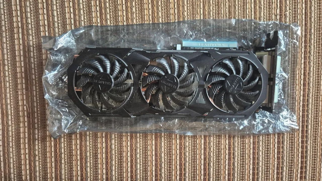 GIGABYTE GTX 970 Windforce 4GB - Foto 3