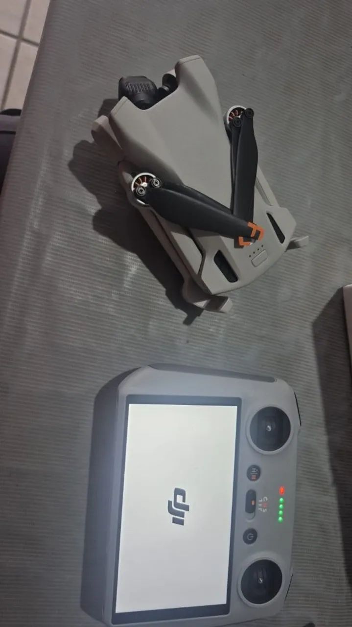 Drone dji mini 3 com tela - Foto 2