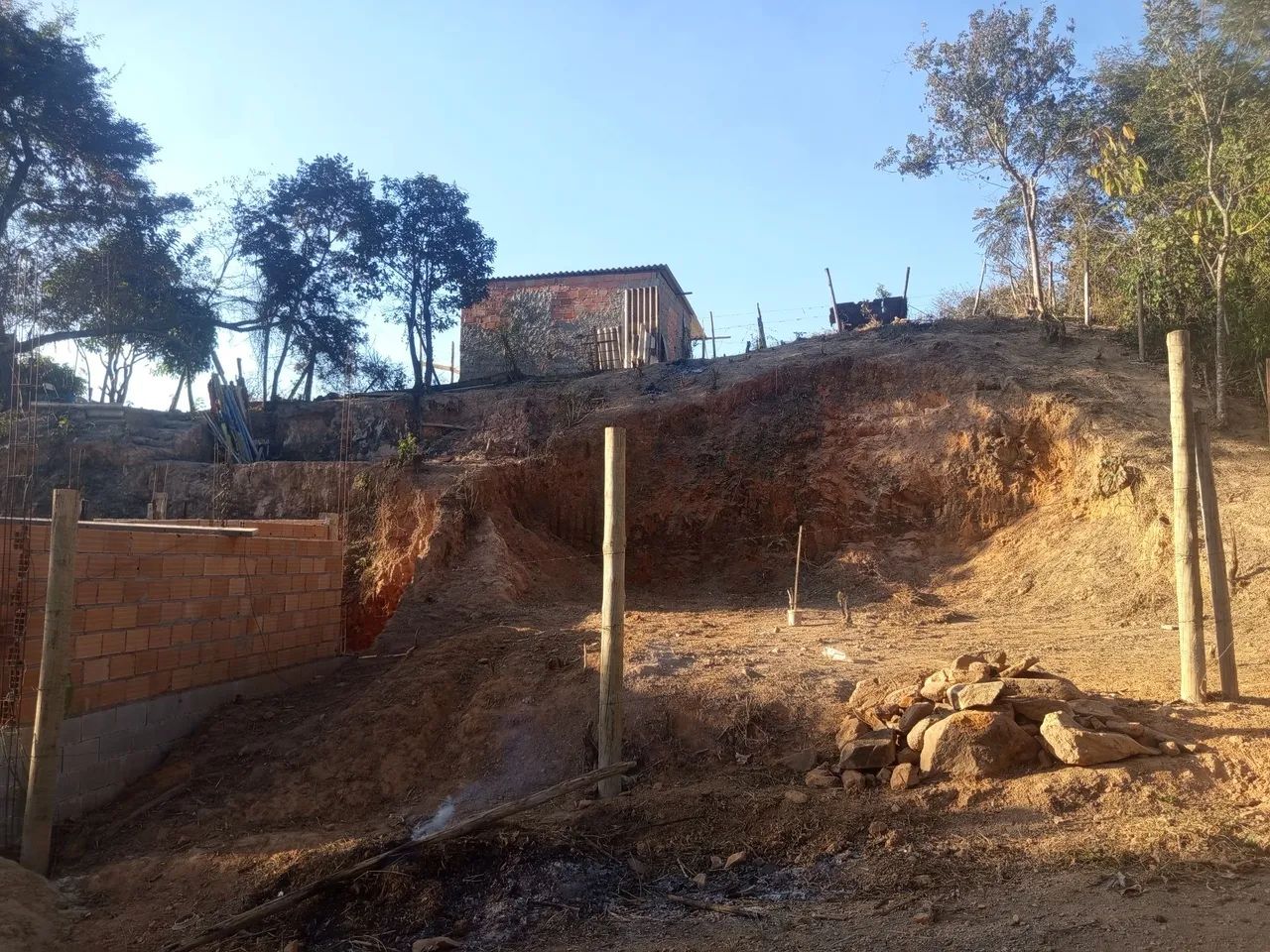 VENDO TERRENO EXELENTE PRA COSTRUIR  - Foto 3