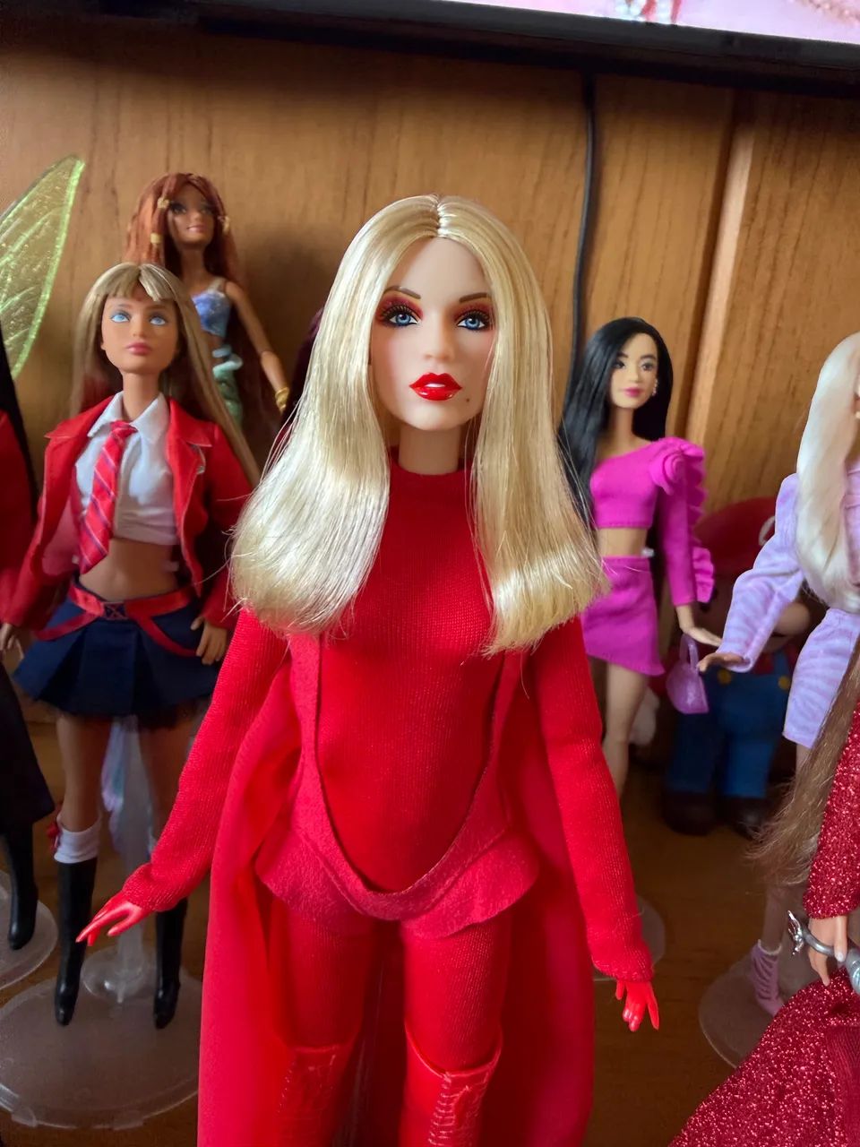 Boneca Barbie kylie minogue - Foto 3