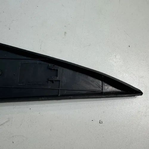 Moldura Interior Retrovisor Direito Chery Qq 1.0 3cc 2015 - Foto 4