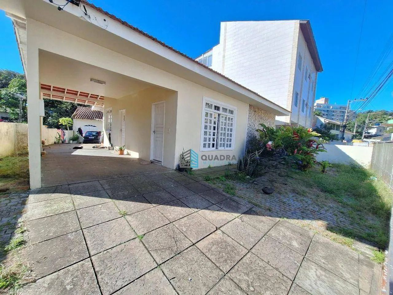 Casa 4 Dormitórios à Venda no Pantanal, Florianópolis !! - Foto 2
