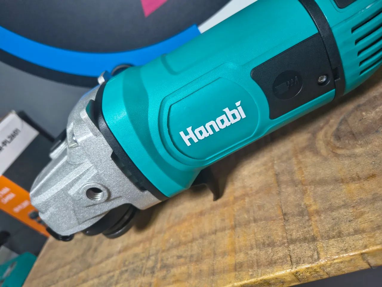 Esmelhiradeira lixadeira angular 7 polegadas Nova65580472358915122