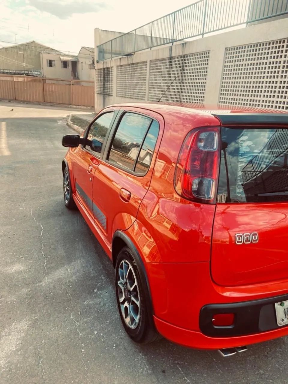 Fiat Uno Sporting 1.4 EVO Fire Flex 8V 4P 2013 - Foto 2