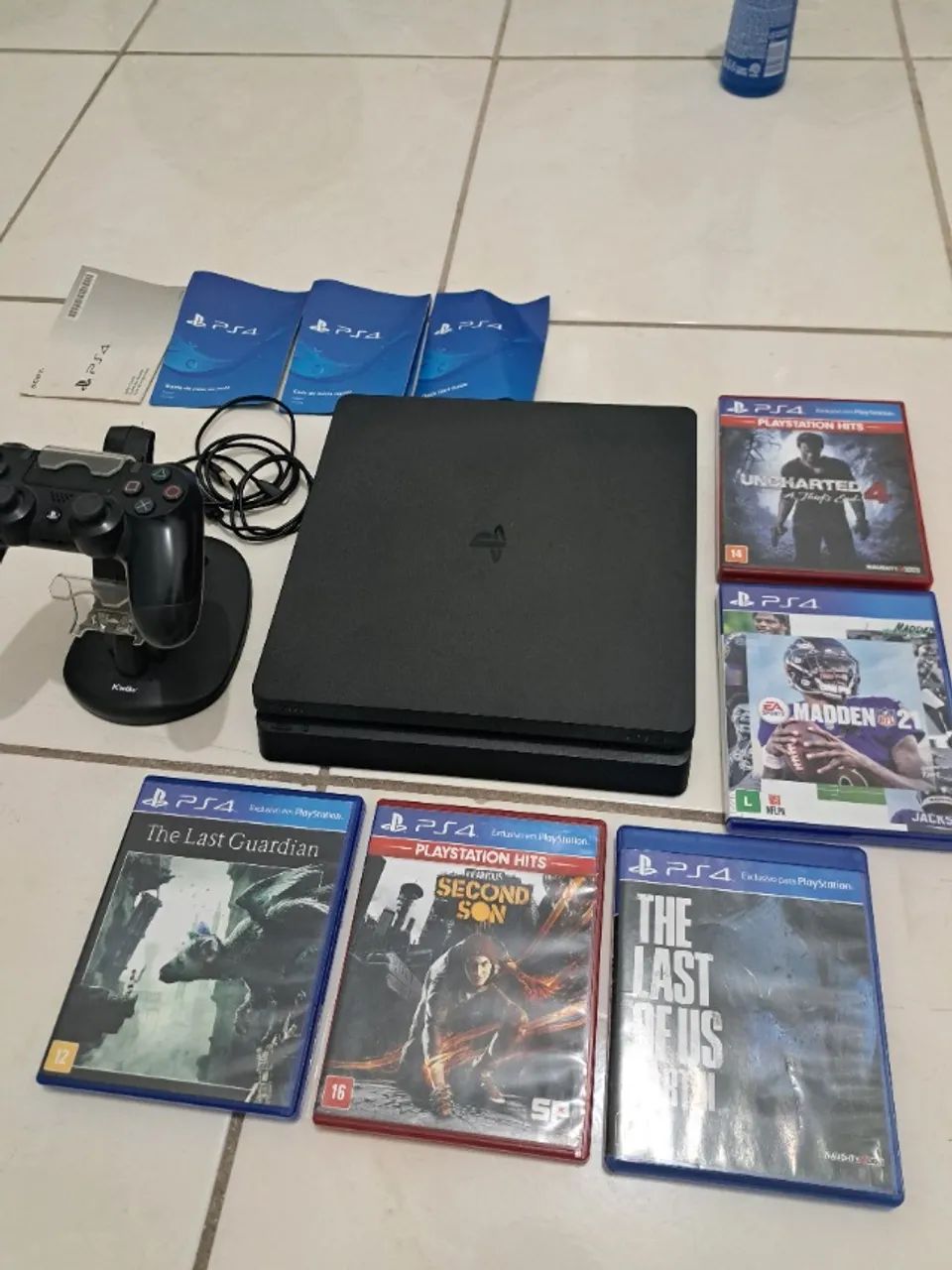 PlayStation 4 Slim - 1 TB