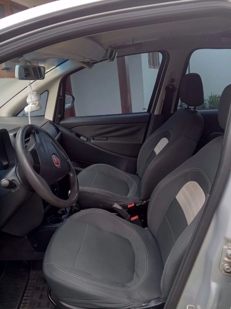 Fiat Idea ATTRACTIVE 1.4 8V FLEX 2011