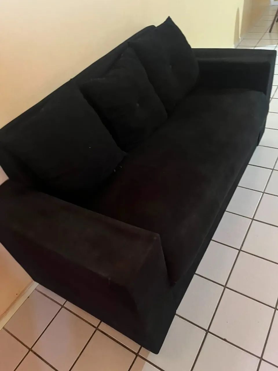 Sofá 3 Lugares - Confortável e Conservado - Foto 3