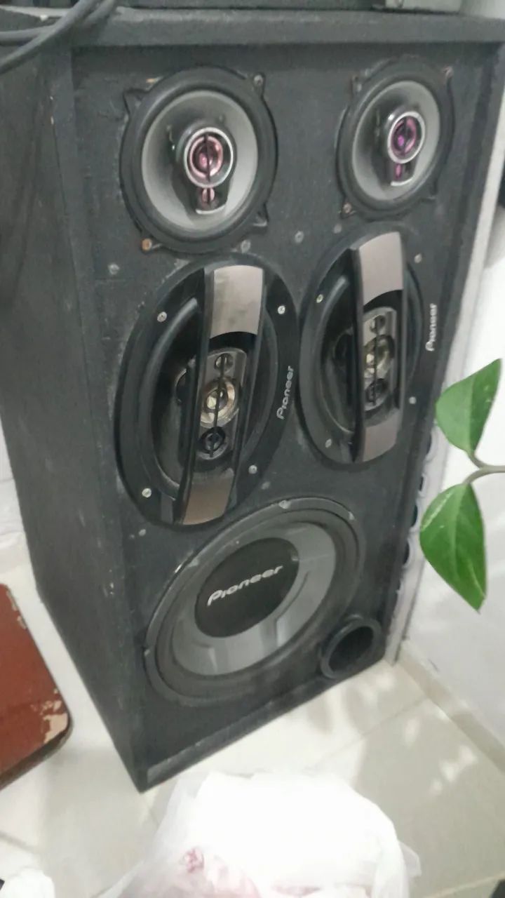 Vendo Caixa de som toda Pioneer.