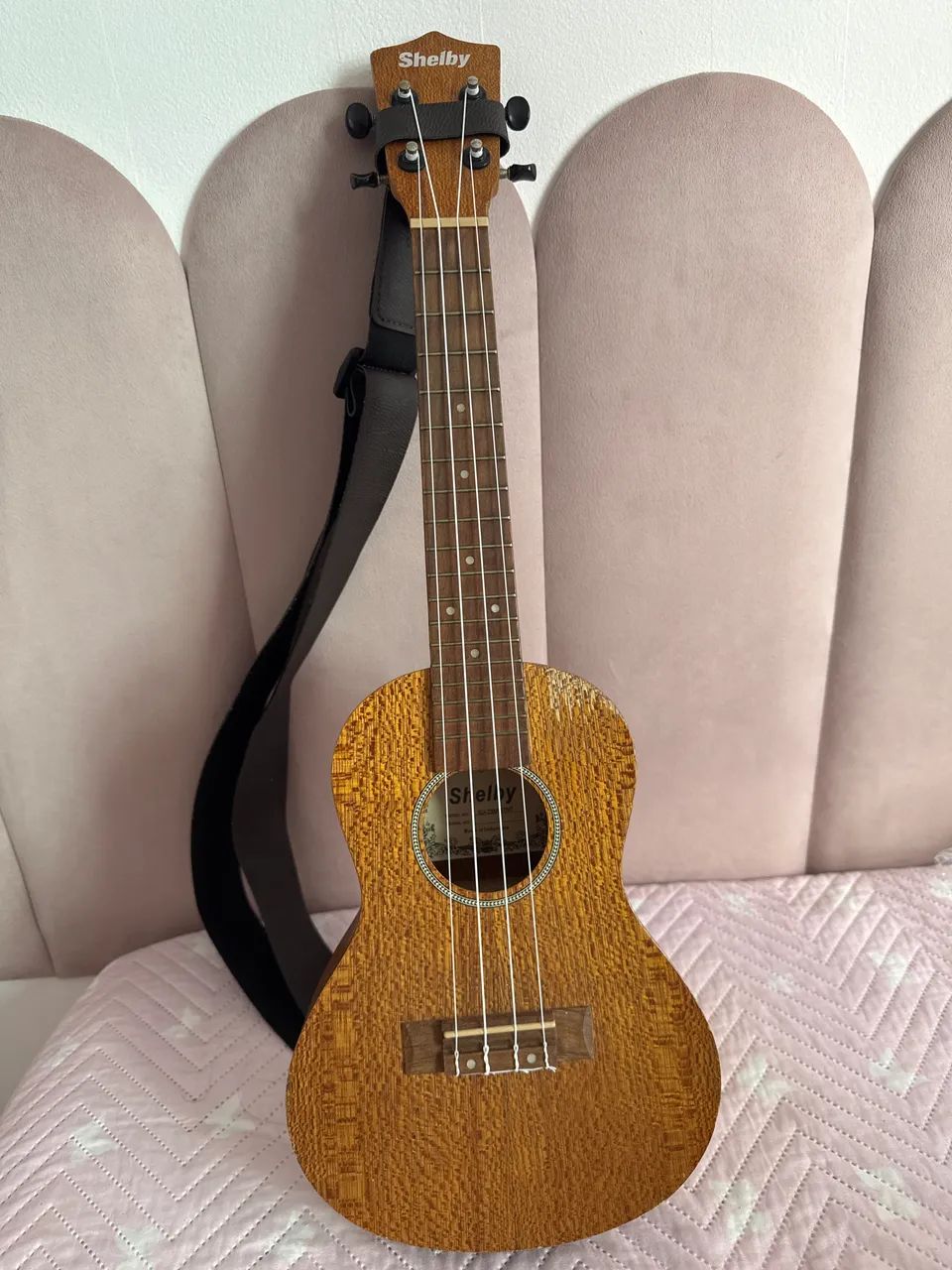 Ukulele Shelby