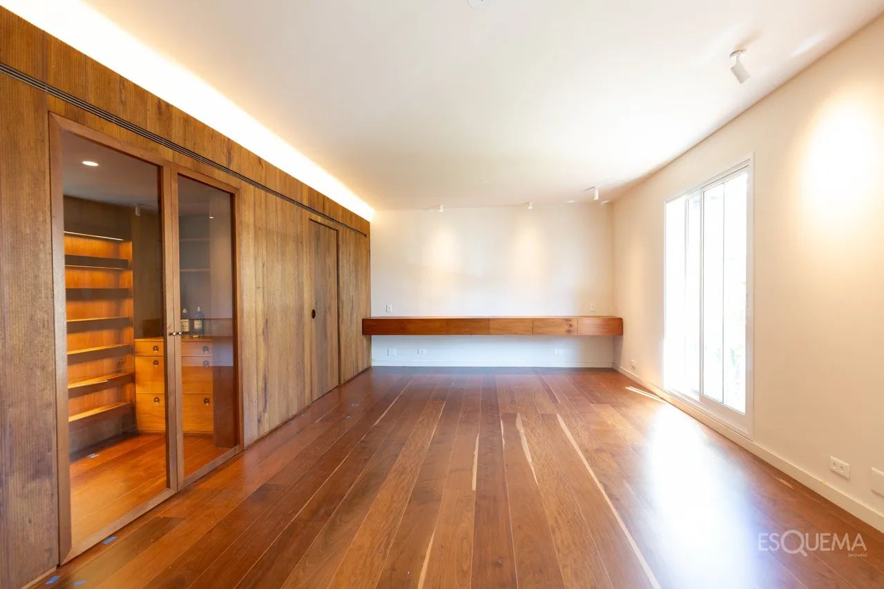 Apartamento reformado e bem localizado - Foto 5