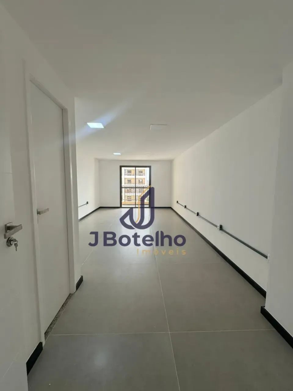 Sala Comercial para Locação  33 m² | Bairro Pici - Foto 3