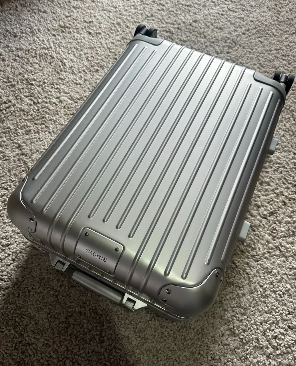 Mala Rimowa prata clássica  - Foto 5