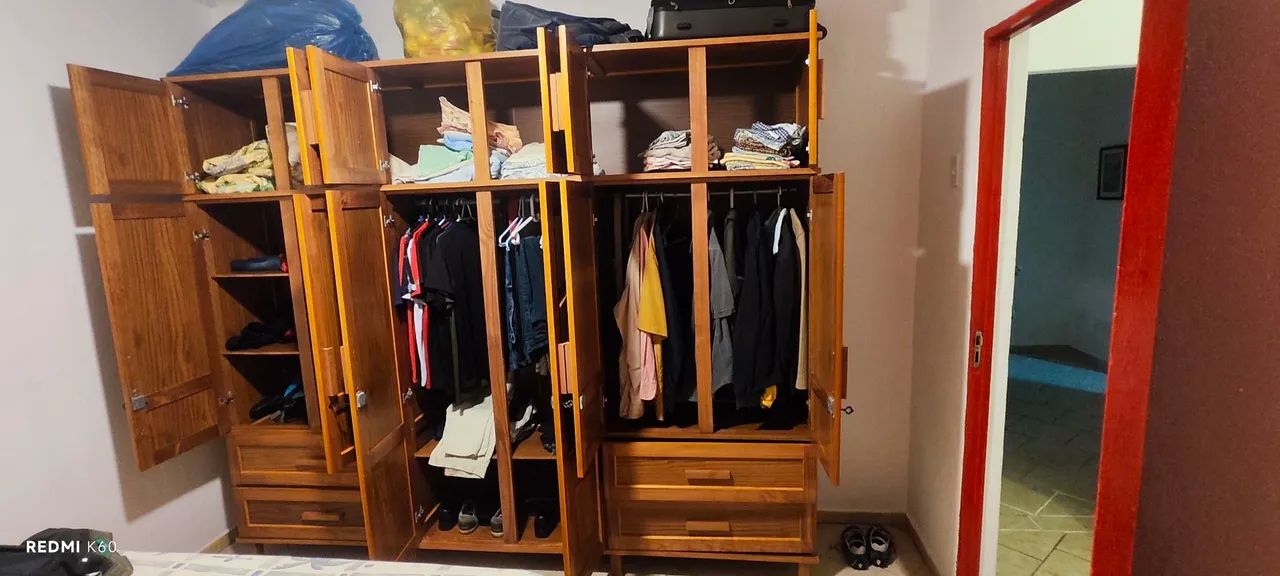 Guarda roupa casal