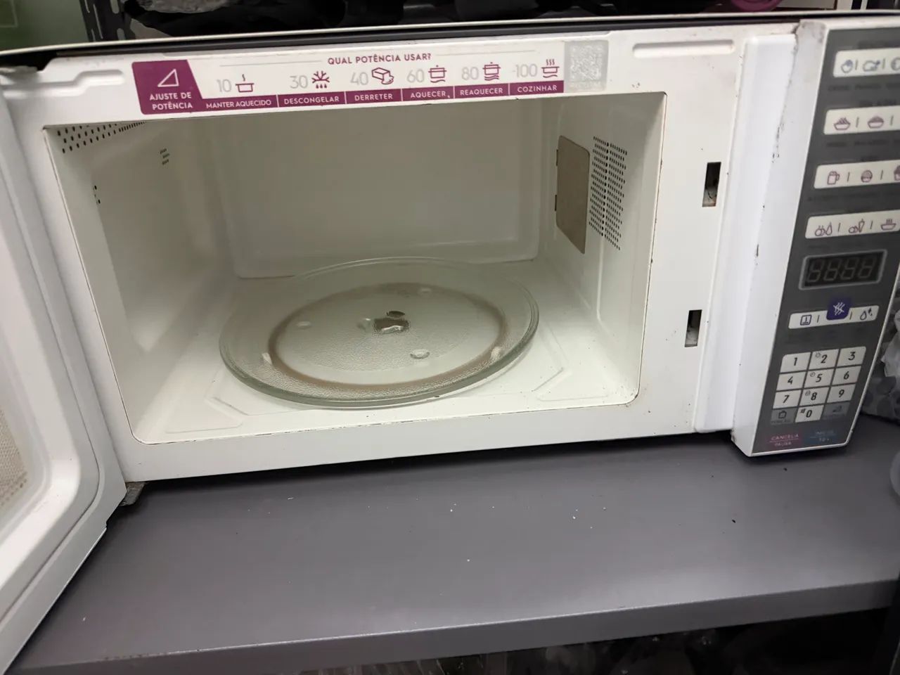 microonda com defeito
